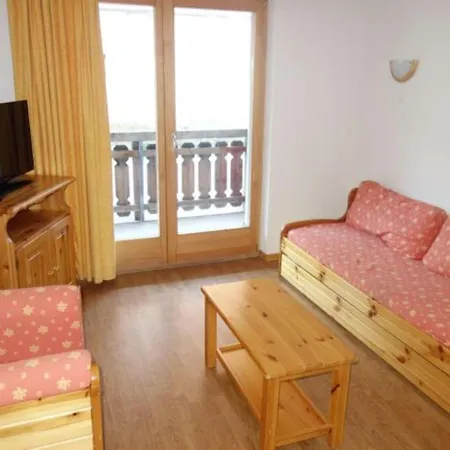 Apartment Flat In Near Des Bisses *