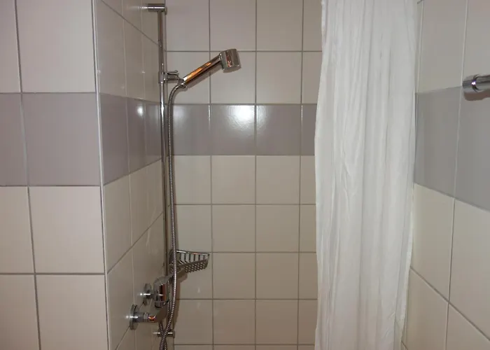 Flat In Near Des Bisses شقة نينداز