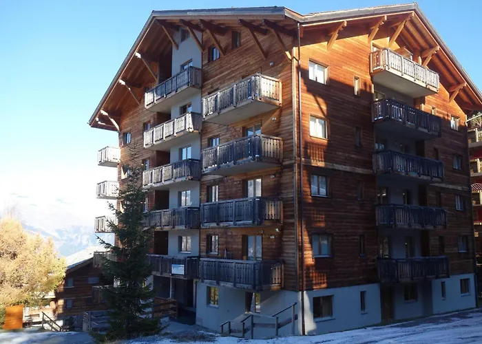 شقة Flat In Near Des Bisses نينداز