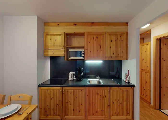 아파트 Flat In Near Des Bisses